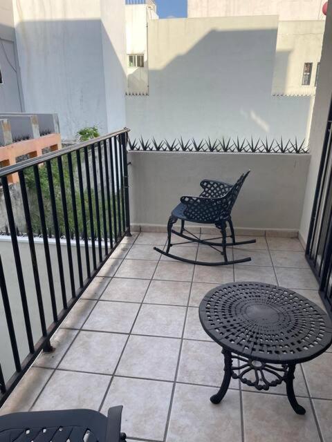 La Casa Rosa Monterrey Villa Екстериор снимка