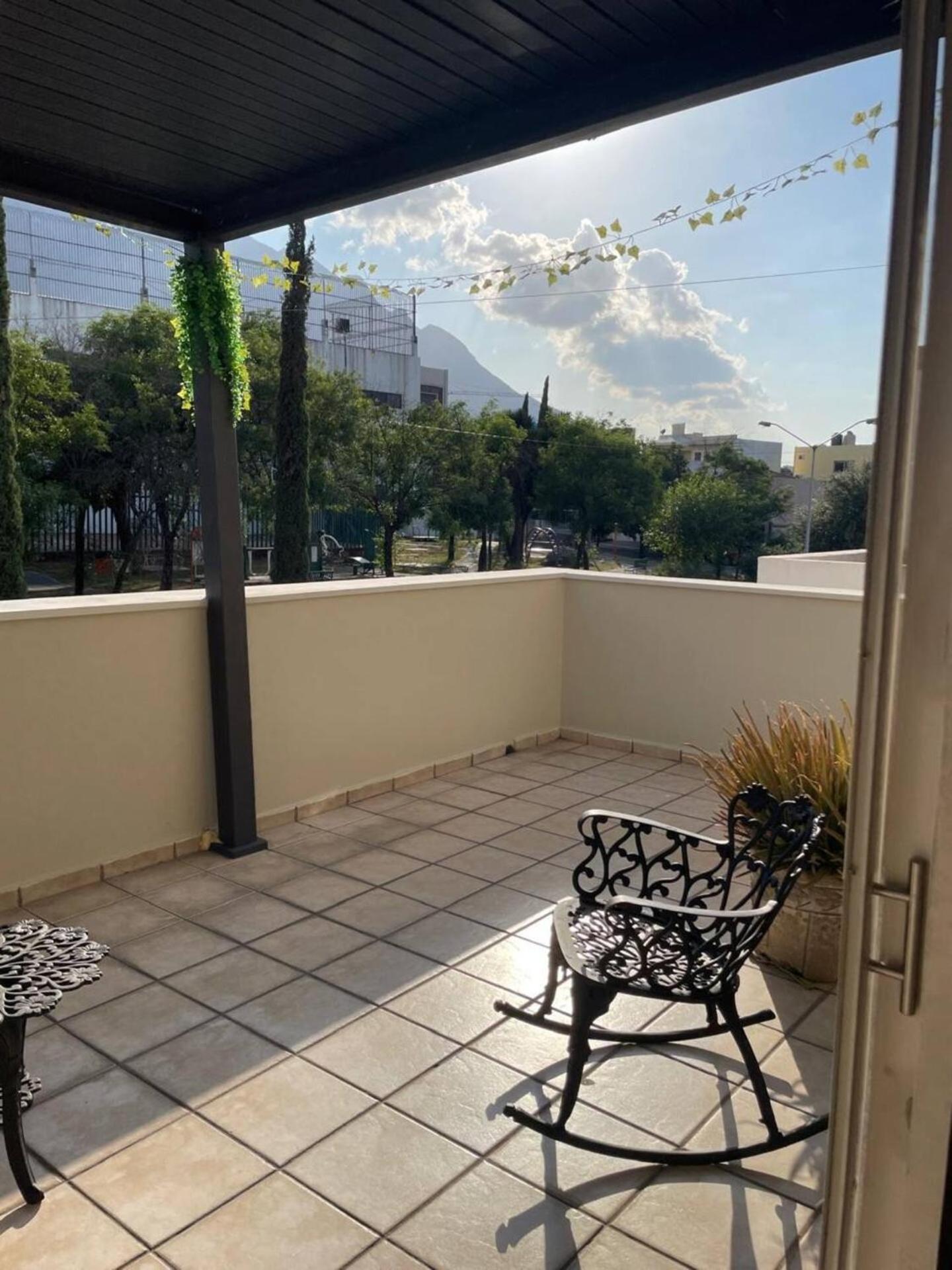La Casa Rosa Monterrey Villa Екстериор снимка